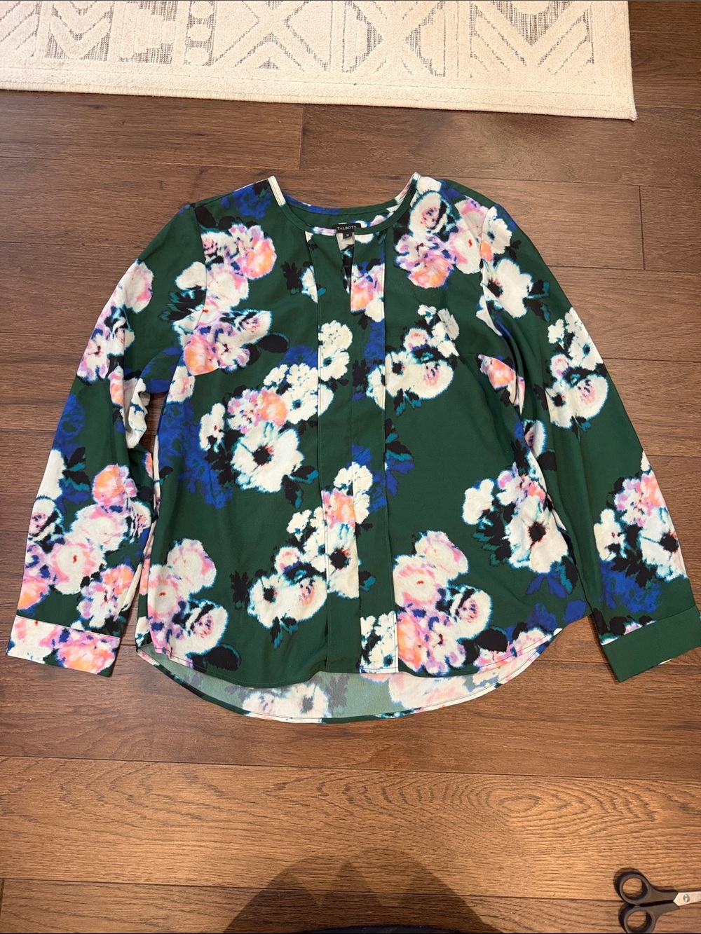 Talbots Dark Green Floral Women’s Blouse Size 12 - C58-033